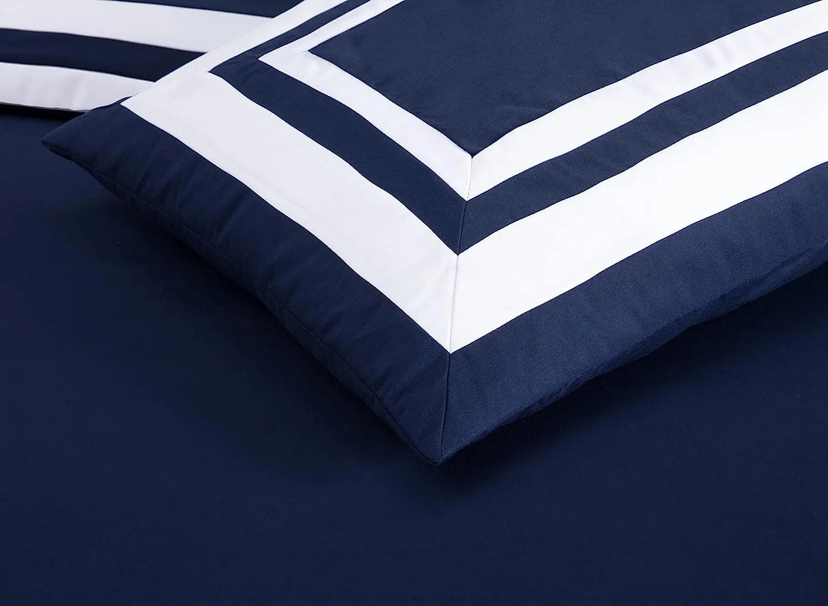 7-Piece King Bed in a Bag Comforter Set with Sheets Navy White Square Pattern Bedding Set F78631