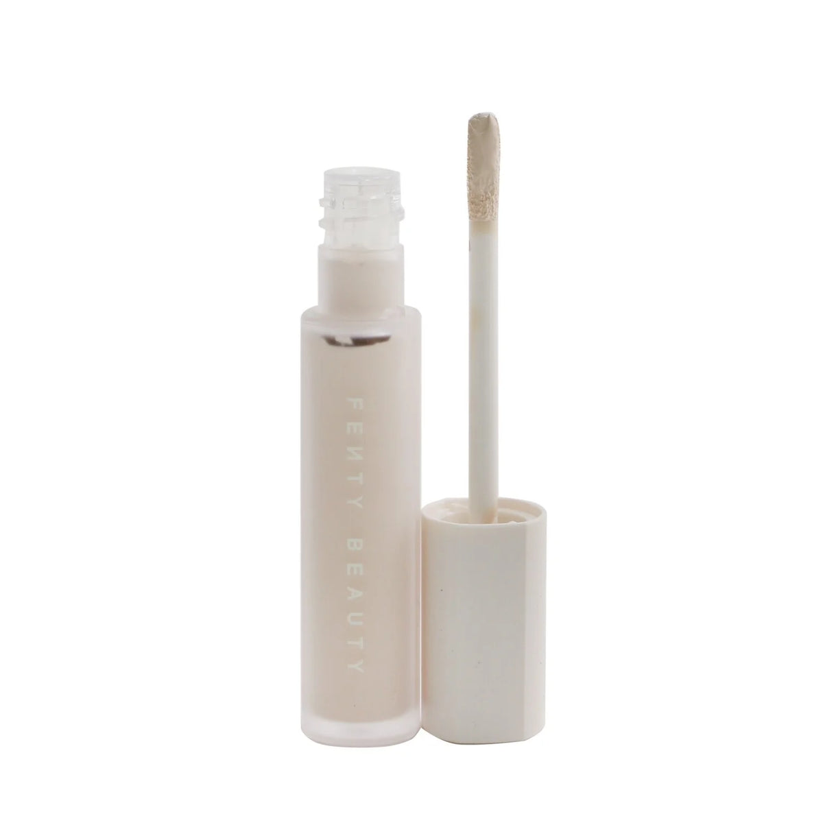 Medium With Warm Golden Undertone Concealer E965